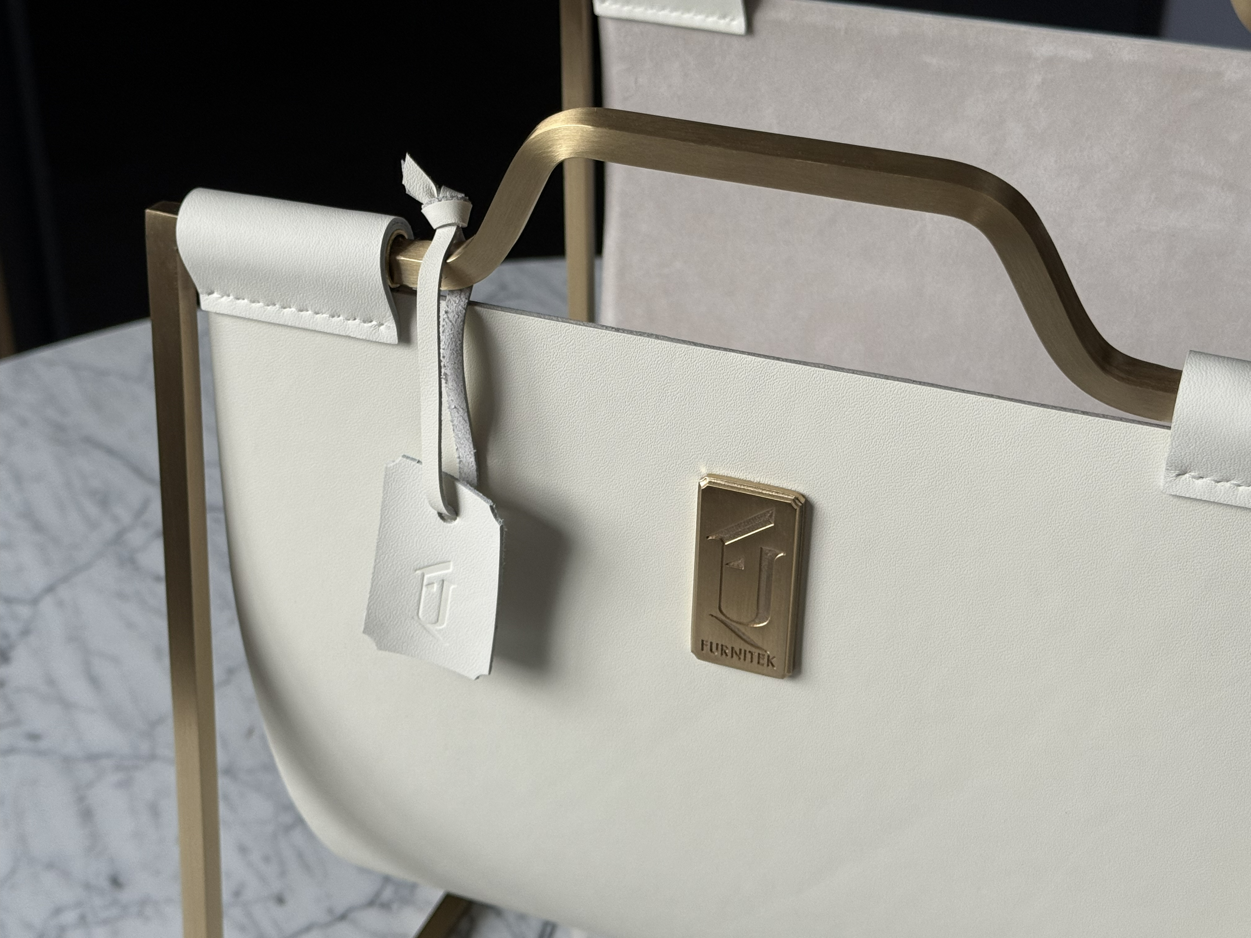 Подставка под сумки большая FG-12060БП матовая латунь