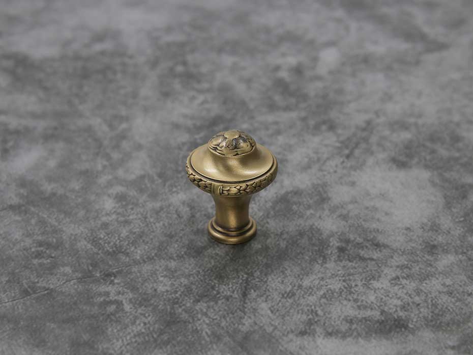 Мебельная ручка кнопка Salice Paolo URBINO 447A BAS 417 матовая бронза