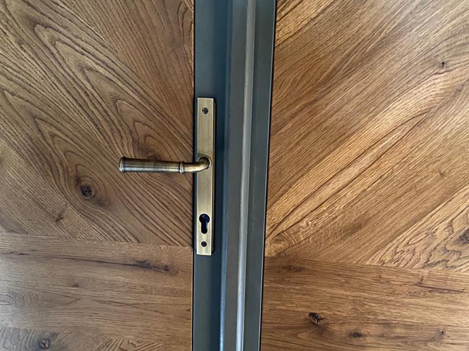 Ручка для балконной двери на узкой планке Frank Allart 77740597 античная латунь