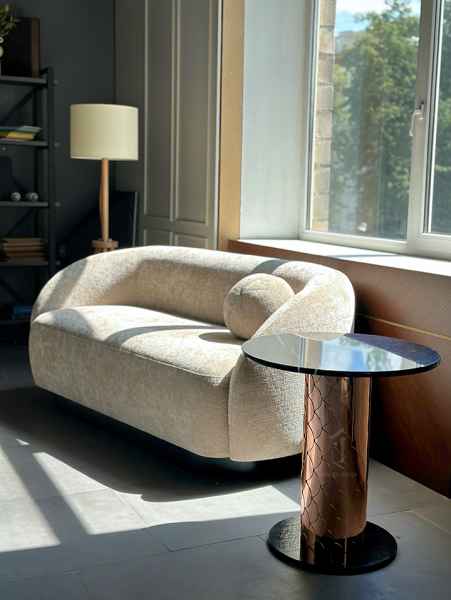 Кофейный стол из латуни и мрамора FURNITEK